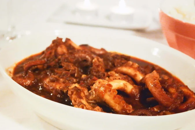 Pulpo en su salsa: la receta navideña que está mejor que a la gallega