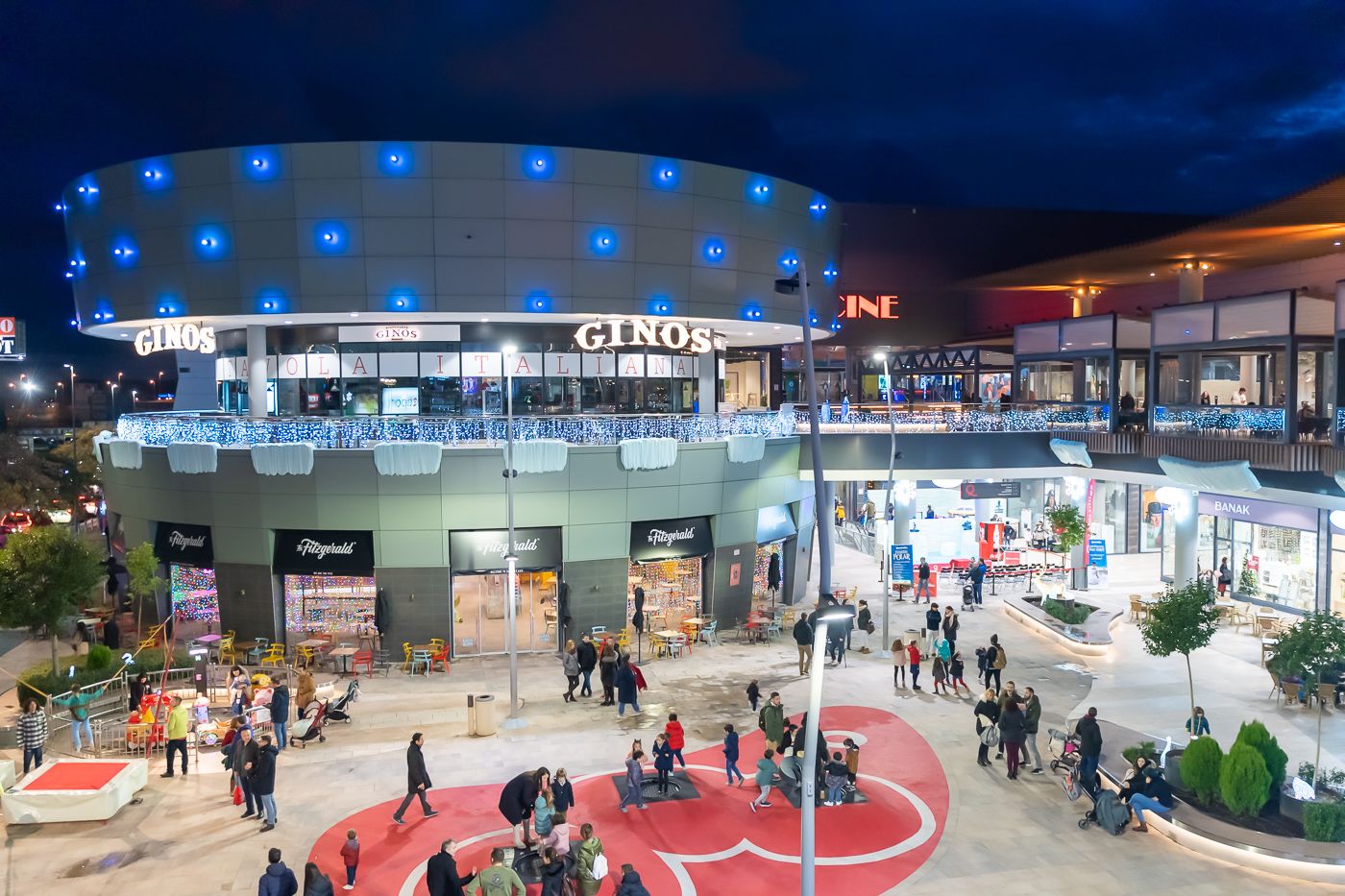 El centro comercial Quadernillos se convierte en una estación polar esta Navidad