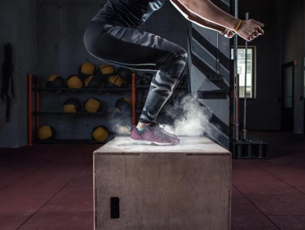 Ejercicios para perder 10 kilos: banco pliométrica