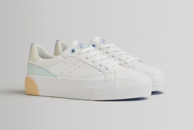 Las zapatillas de Bershka que son una copia ‘descarada’ a New Balance 26 Merca2.es Zapatillas con plataforma combinadas