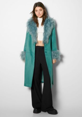 Abrigo largo efecto ante con detalle pelo