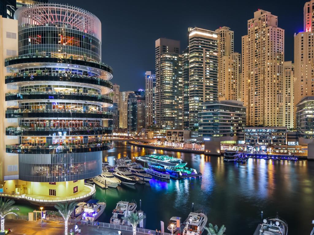 Yates Dubai Merca2.es