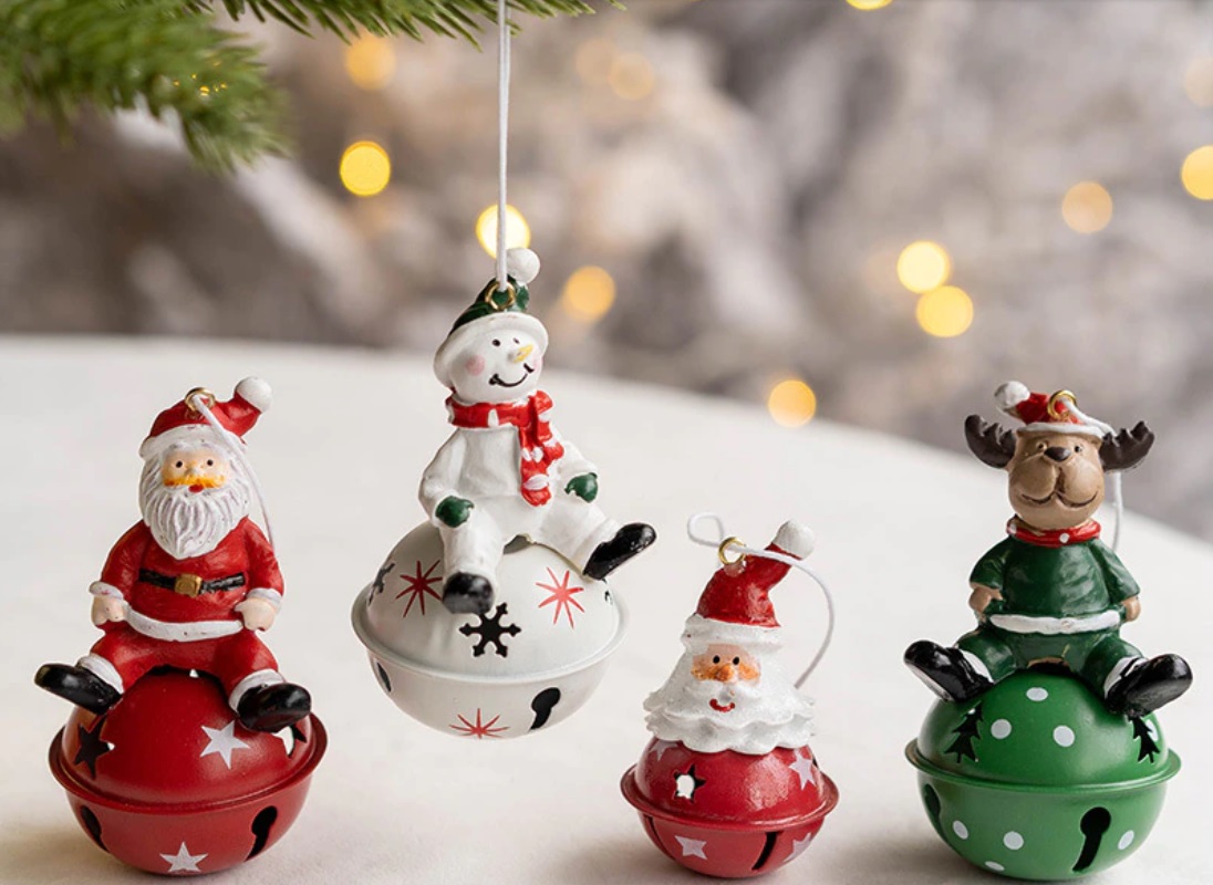 Estas son las luces y adornos que están triunfando esta Navidad y las tiene Aliexpress baratísimas 49 Merca2.es campanas de navidad