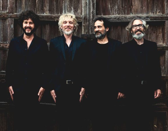 fondo footer02 Merca2.es