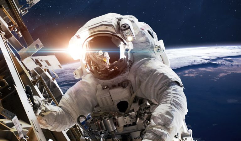 larger astro Merca2.es