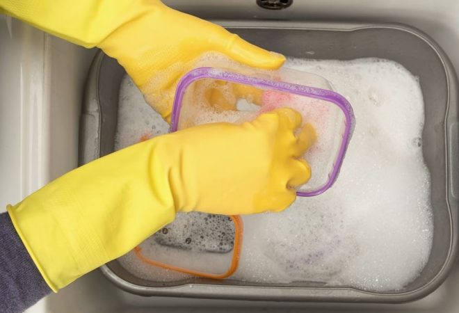 El truco para limpiar los tuppers de plástico y que queden como nuevos 48 Merca2.es tuppers