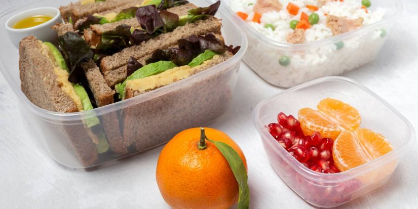 El truco para limpiar los tuppers de plástico y que queden como nuevos 45 Merca2.es tuppers