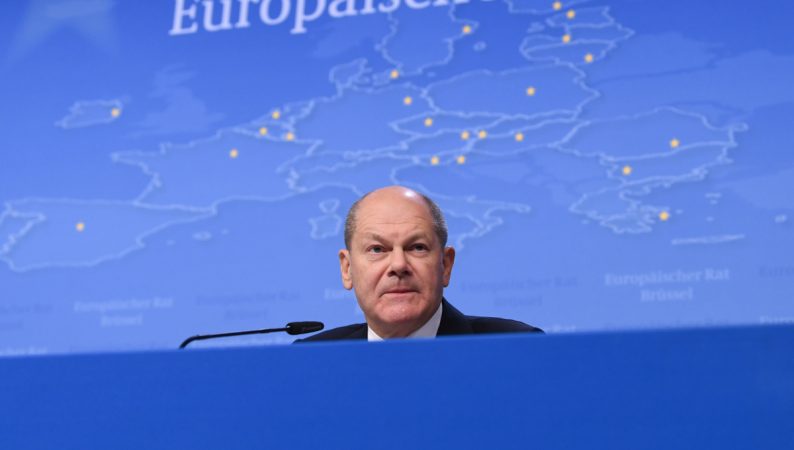 Inditex, Endesa e Iberdrola, los escudos contra la recesión en Alemania 1 Merca2.es Olaf Scholz, canciller de una Alemania en recesión