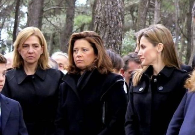 screenshot www.losreplicantes.com 2022.12.23 10 01 48 Merca2.es