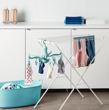 Tendedero con 16 pinzas de Ikea