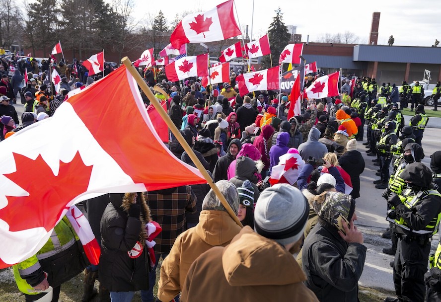 Las amenazas de Canadá refuerzan el fanatismo en el bitcoin Las amenazas de Canadá refuerzan el fanatismo en el bitcoin