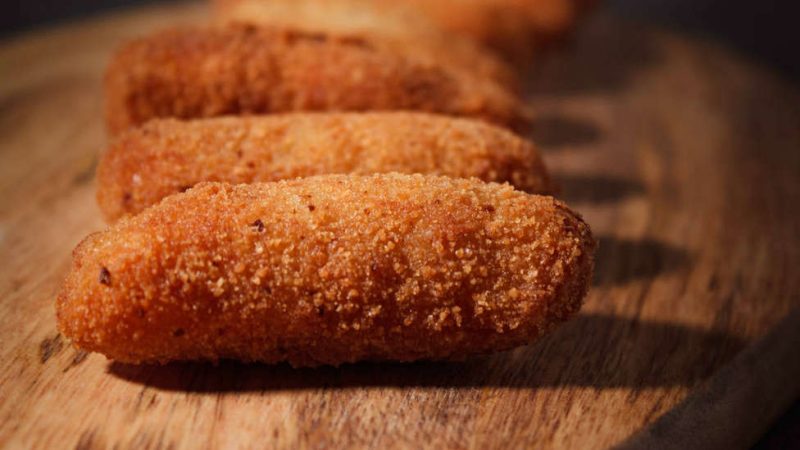 El aceite, muy caliente para las croquetas de Berasategui