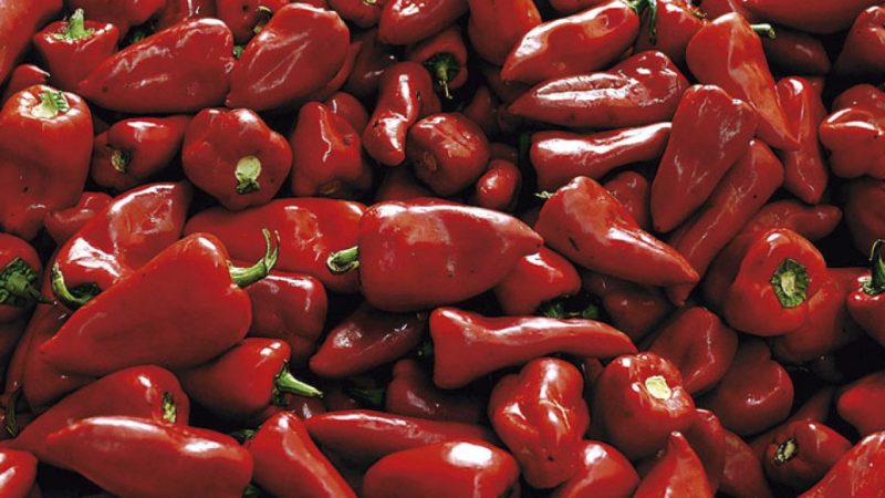 Pimientos del piquillo: así los hace Berasategui para que se deshagan en la boca 2 Merca2.es Ingredientes