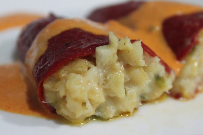 Pimientos del piquillo: así los hace Berasategui para que se deshagan en la boca 7 Merca2.es Pimientos del piquillo rellenos de bacalao y gambas