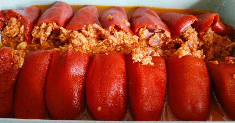 Pimientos del piquillo: así los hace Berasategui para que se deshagan en la boca 9 Merca2.es Pimientos del piquillo rellenos de bonito con tomate
