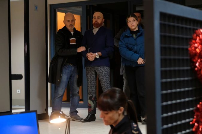 Servir y proteger: el enfrentamiento final de dos hermanos 32 Merca2.es Servir y proteger