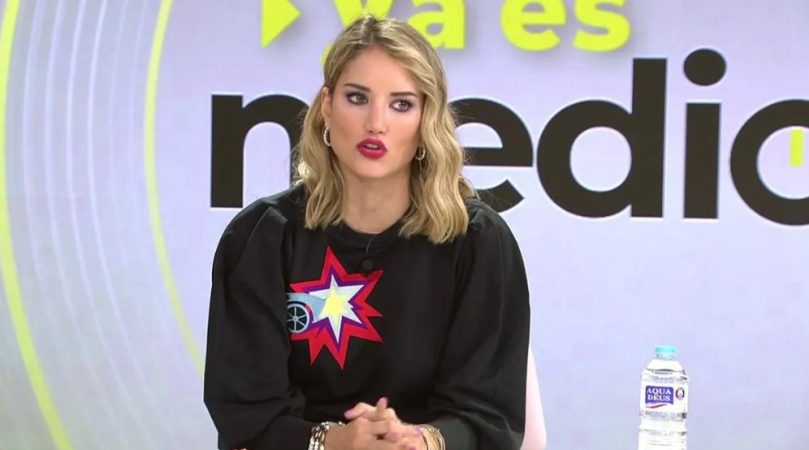 Telecinco y Sálvame van a por Sonsoles Ónega: estos son los motivos 42 Merca2.es ¿La ida de Alba Carrillo y Jorge Pérez, le pesó al programa Ya es Mediodía?