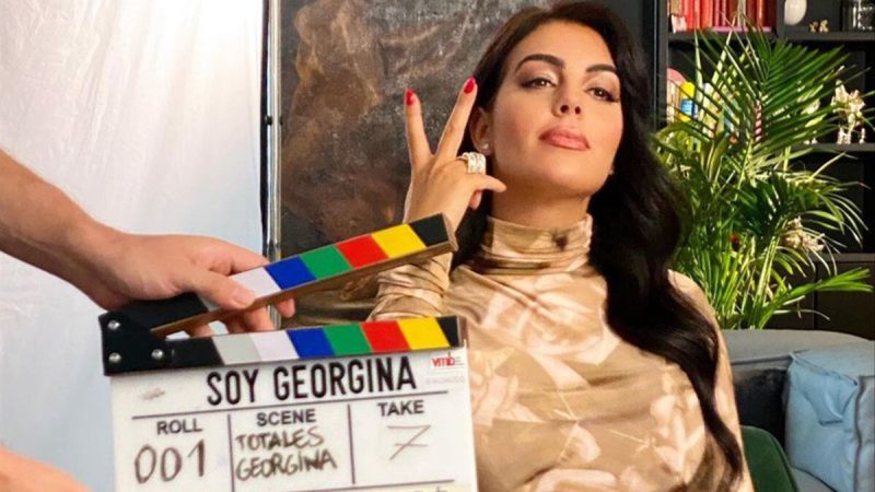 Ya llega a Netflix '¡Sálvese quien pueda!', el nuevo 'Sálvame' 25 Merca2.es Soy Georgina 4 Merca2.es