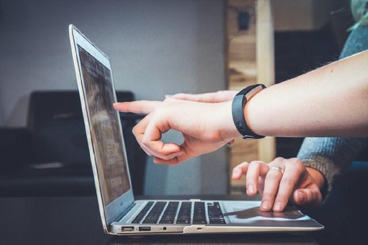 El papel de las redes sociales y el streaming en el sector del juego en España