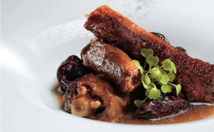 Rabo en salsa tradicional