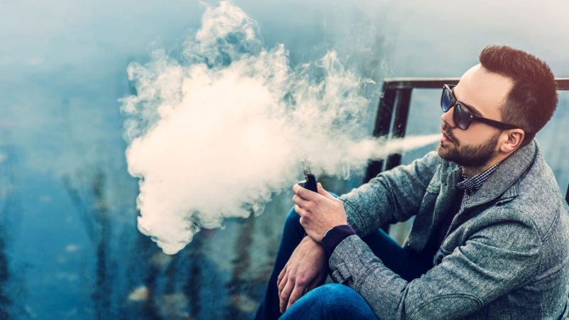 ¿Cuáles son los riesgos para la salud de los cigarrillos electrónicos?