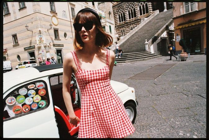 El truco para devolver la ropa Zara o Mango aunque ya la hayas utilizado 36 Merca2.es La historia de una joven que devolvió una prenda y fue acusada de estafadora en Zara