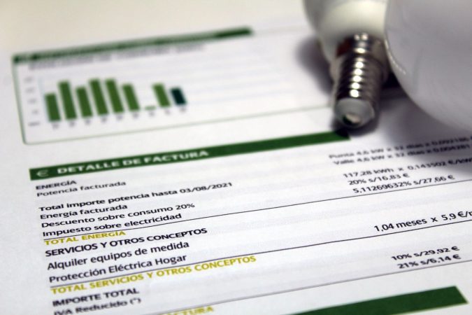 No pagues de más: así puedes saber la potencia eléctrica que necesitas contratar 16 Merca2.es factu Merca2.es