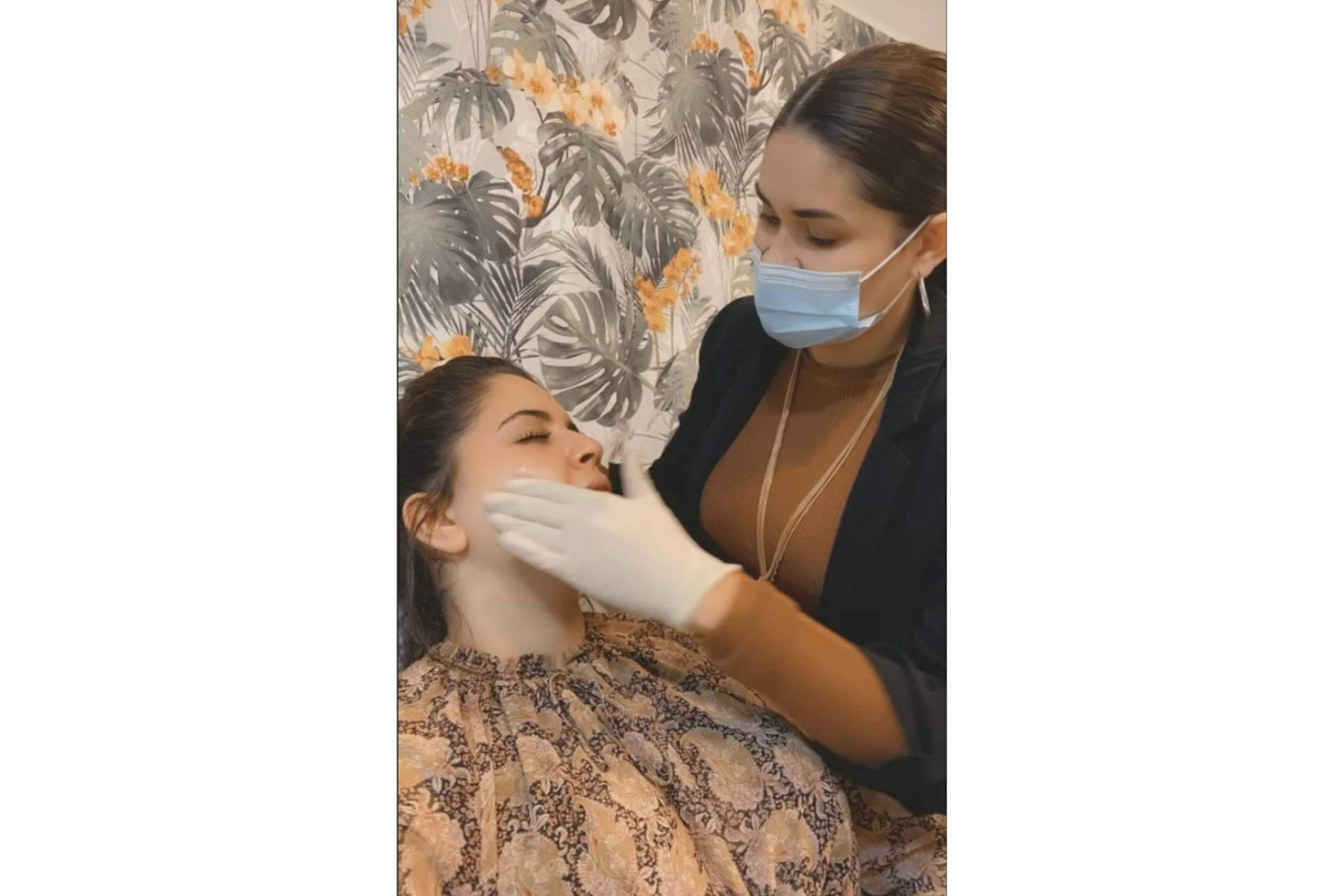 ¿Qué es y qué beneficios tiene el peeling químico para la piel?, con Cecilia Arthur