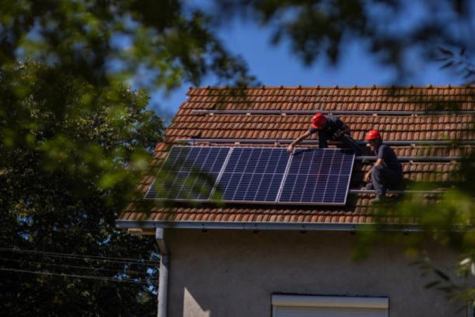 Todo lo que debes de saber si quieres instalar paneles solares en tu casa 28 Merca2.es Tienen una vida útil