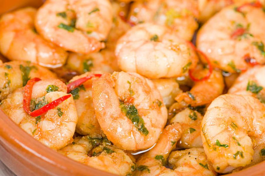 Origen de las gambas al ajillo