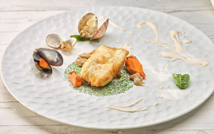 La mayonesa con moluscos de Berasategui que lleva al siguiente nivel cualquier plato 53 Merca2.es Paso a paso de la merluza y mayonesa con moluscos