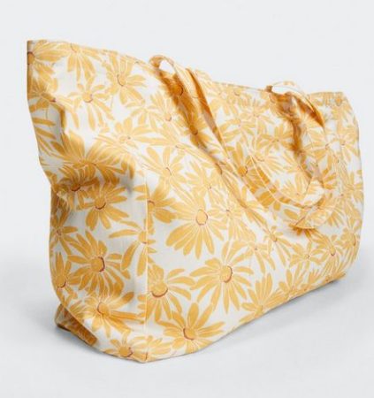 screenshot shop.mango .com 2023.01.30 18 15 03 Merca2.es