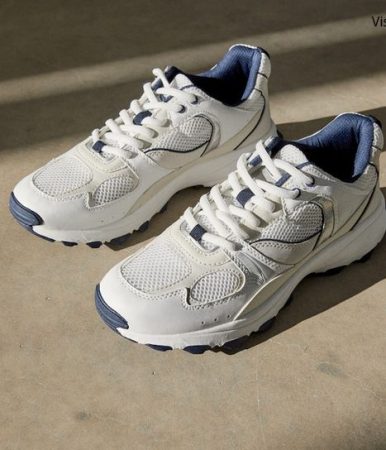 screenshot www.stradivarius.com 2023.01.05 19 55 02 Merca2.es