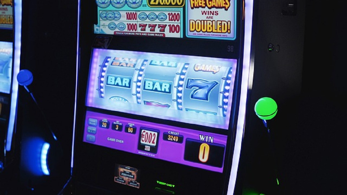 Jugando a las slots online. Tipos, características y mejores juegos