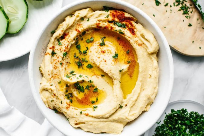 Bate bien el hummus sin dejar restos