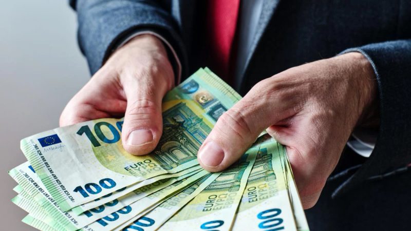 La ayuda de 2800 euros para desempleados