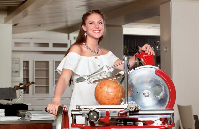 Tuvo que dejar su sueño debido al sobre esfuerzo que tenía que hacer su familia