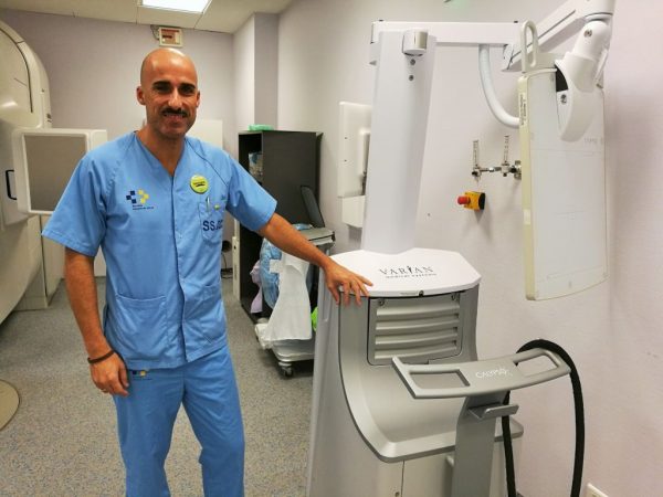 Nacho Rodríguez ejerce como oncólogo