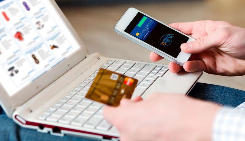 No des tus datos personales en Stradivarius: para esto lo utilizan 43 Merca2.es ¿Qué hay detrás de las compras en línea en Stradivarius?