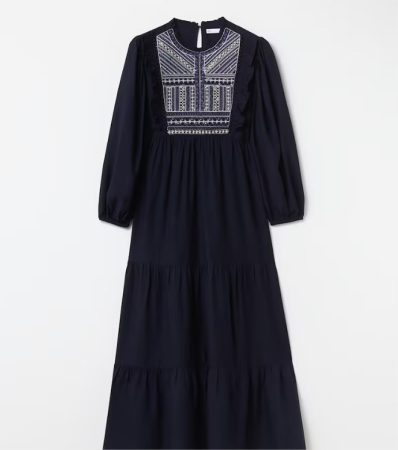 Vestidos de manga larga de El Corte Inglés con los que irás bien en cualquier evento 7 Merca2.es Vestido bordado de mujer con manga larga Merca2.es