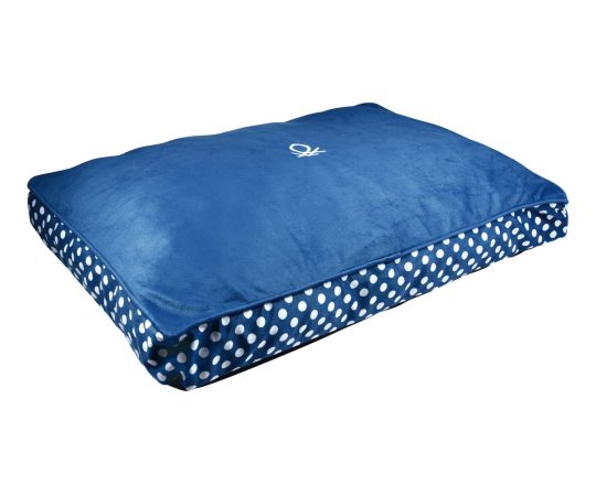 Colchón de lunares para perro talla L BENETTON 80x65 cm de Alcampo