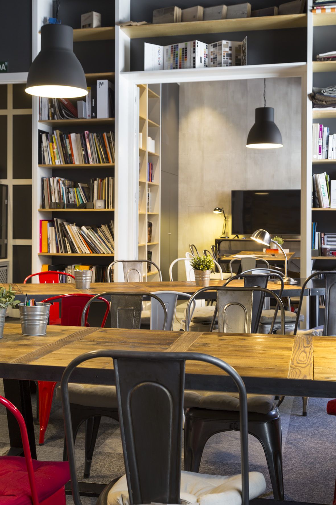 Insenia Design School Madrid concederá dos becas del 100% a través de un concurso en Instagram