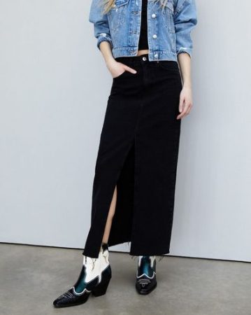 screenshot www.stradivarius.com 2023.02.22 14 05 59 Merca2.es