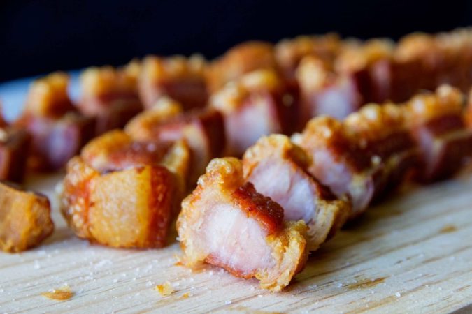 Receta de crema de cebolla y torreznos