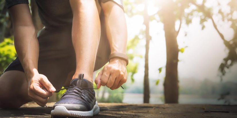 Masaje con aceite de lavanda