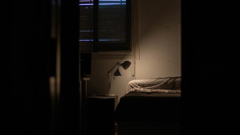 El precio de la luz bajará este jueves casi un 34%, hasta 87,63 euros/MWh