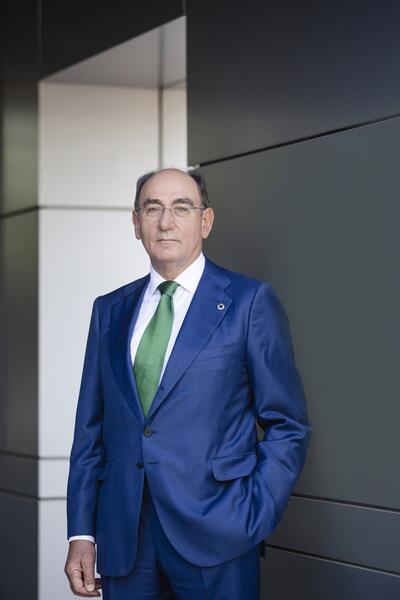 Iberdrola aspira a dos nuevos proyectos eólicos marinos en Francia que suman 2.500 MW
