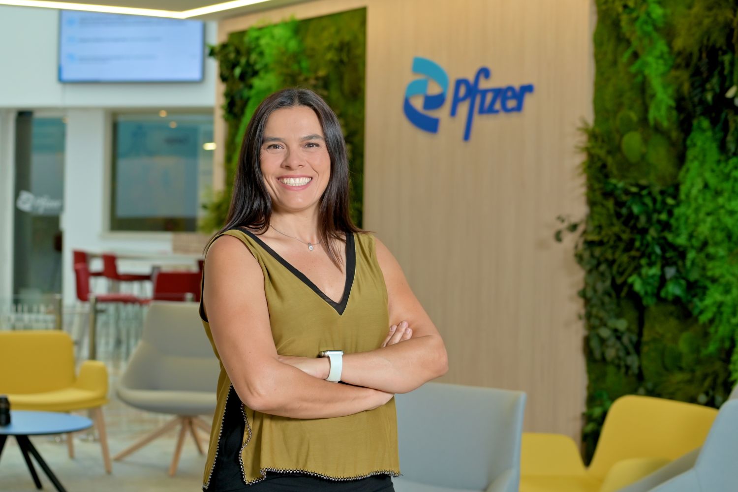 Ana Maqueda: «Pfizer invierte más de 100 millones de euros en su planta biotecnológica de Madrid»