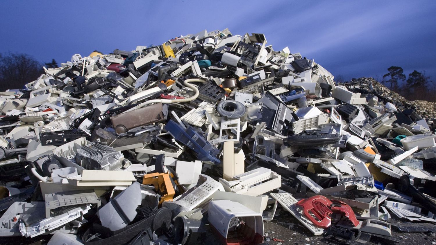 Basura electrónica: como abordar un problema sin solución a corto plazo 2 Merca2.es Cómo reutilizar los dispositivos electrónicos