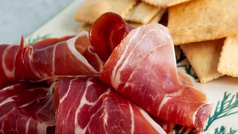 La paleta 50% raza ibérica de jamón